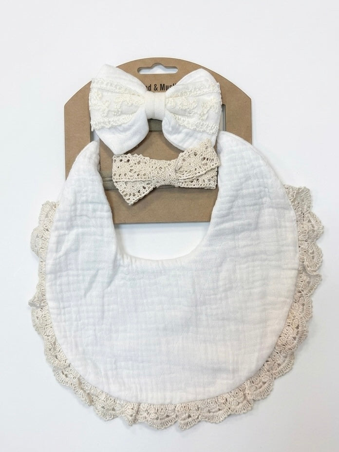 Bib and Bow Set (white)